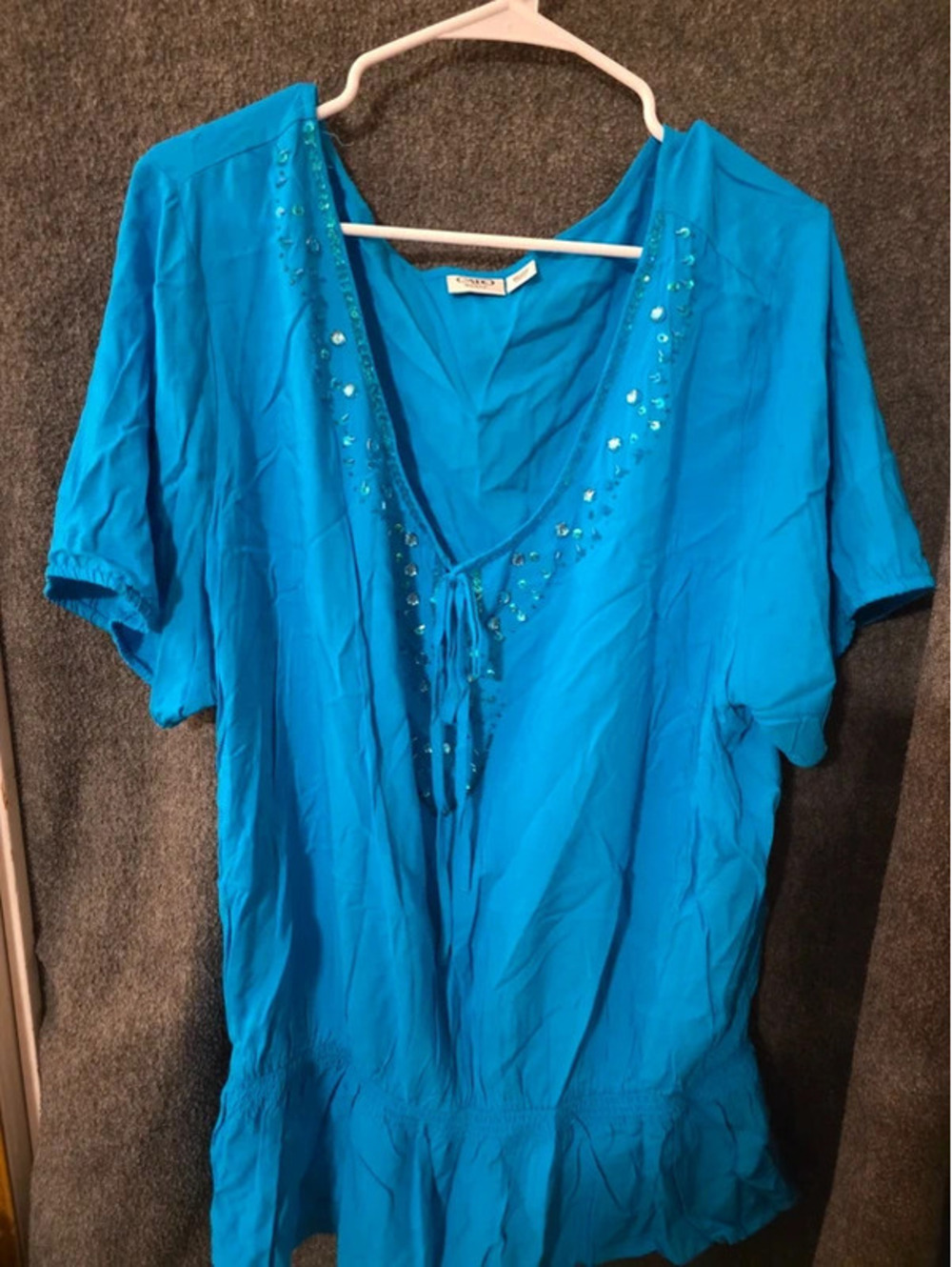 CATO Woman 26/28W Bright Blue Sequin V-Neck Smocked Peplum Tunic Top